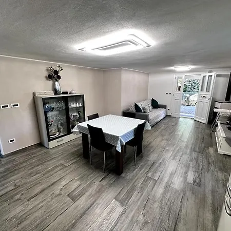 Con Grandi Spazi-2 Da Letto-grande Open Space-cucina Professionale-riscaldamento Centralizzato-wifi Διαμέρισμα