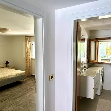 Con Grandi Spazi-2 Da Letto-grande Open Space-cucina Professionale-riscaldamento Centralizzato-wifi