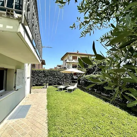 Con Grandi Spazi-2 Da Letto-grande Open Space-cucina Professionale-riscaldamento Centralizzato-wifi *